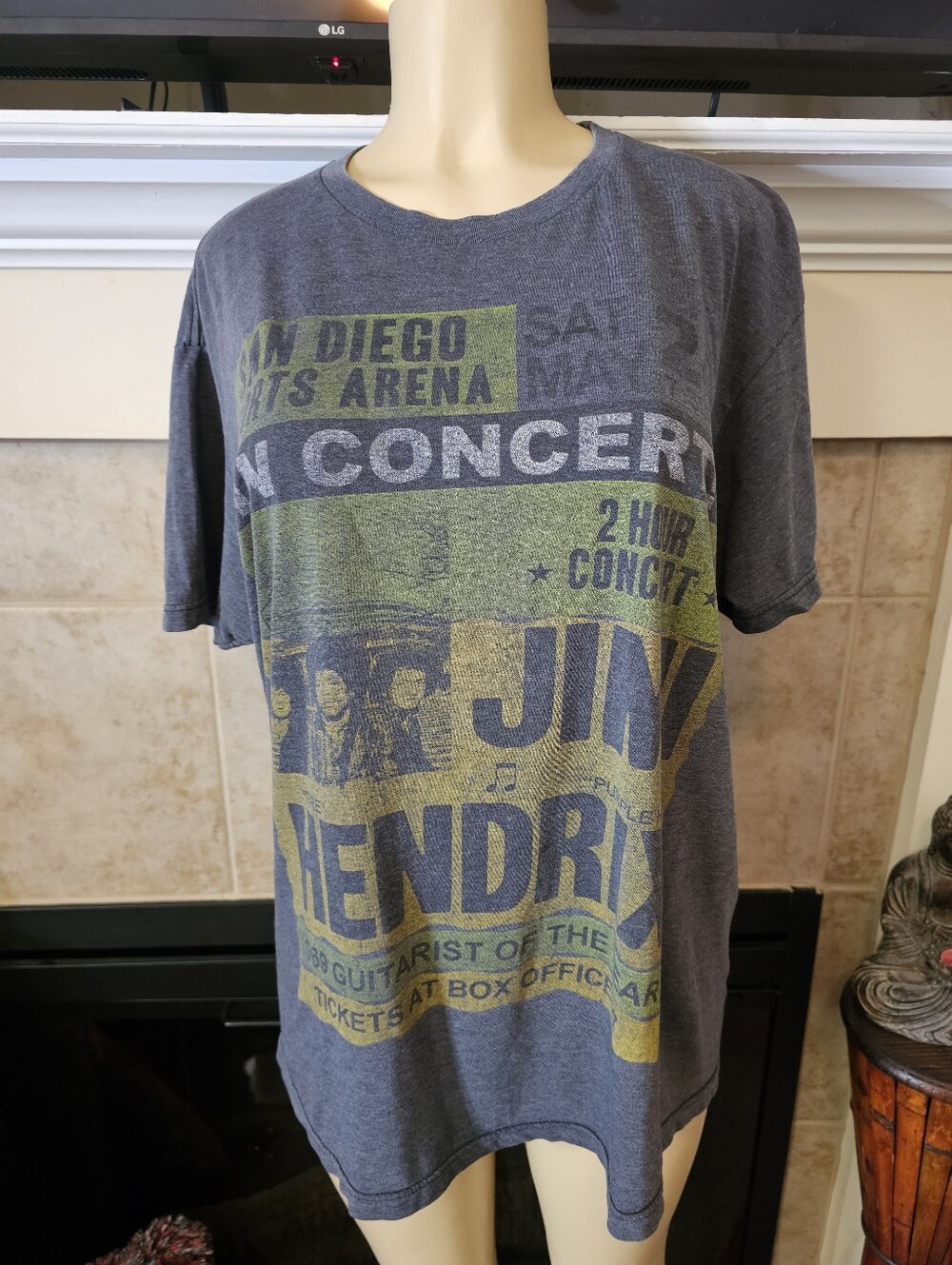 Stone Free Jimi Hendrix San Diego Sports Arena Concert Poster Gray T-shirt. Med